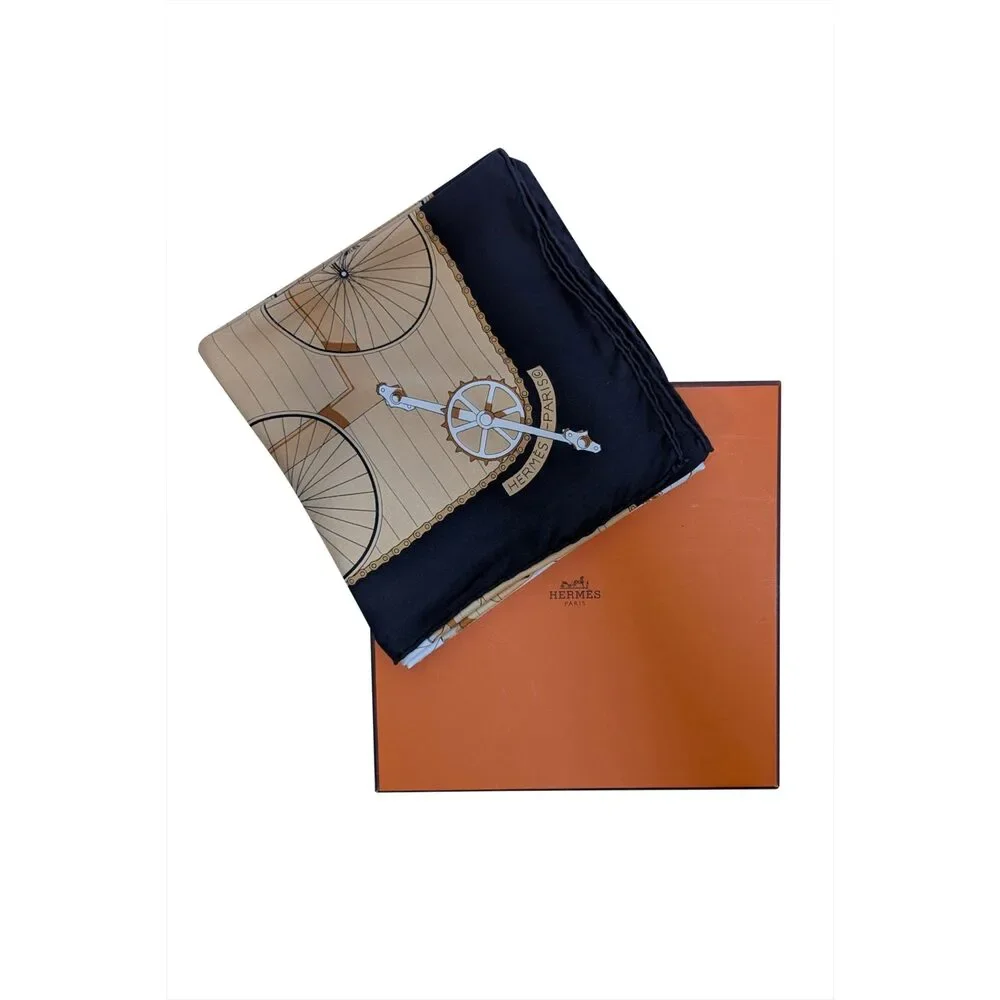 Hermes - Beige & Black 